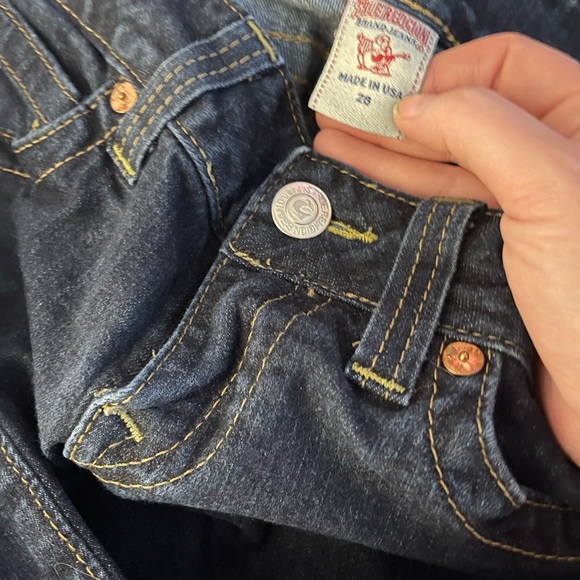 They look so good on! - Picture 4 of 4